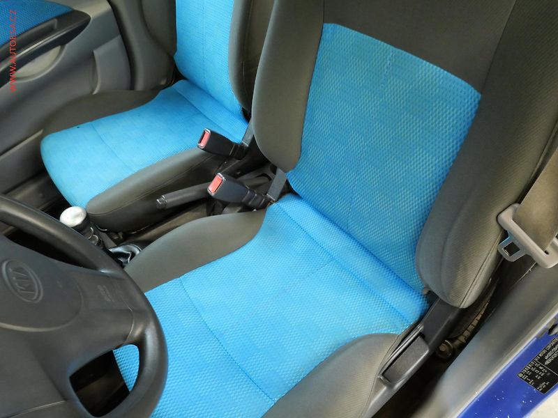 Kia Picanto (2007) 1.0 CRDi, AC - fotka 9 z 17
