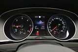 Volkswagen Passat 2,0 TDI 110 KW DSG Business Zá - náhled 16