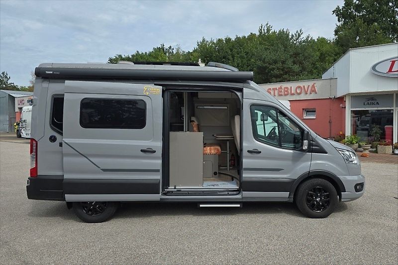 LMC Innovan 590 TDCi  2,0 - fotka 4 z 16