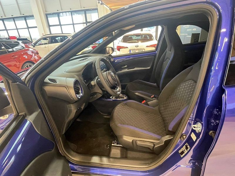 Toyota Aygo 1.0 Automat Style - fotka 10 z 25