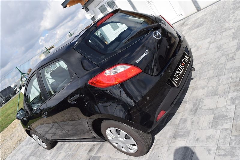 Mazda 2 1,4 i 55KW KLIMA - fotka 8 z 35