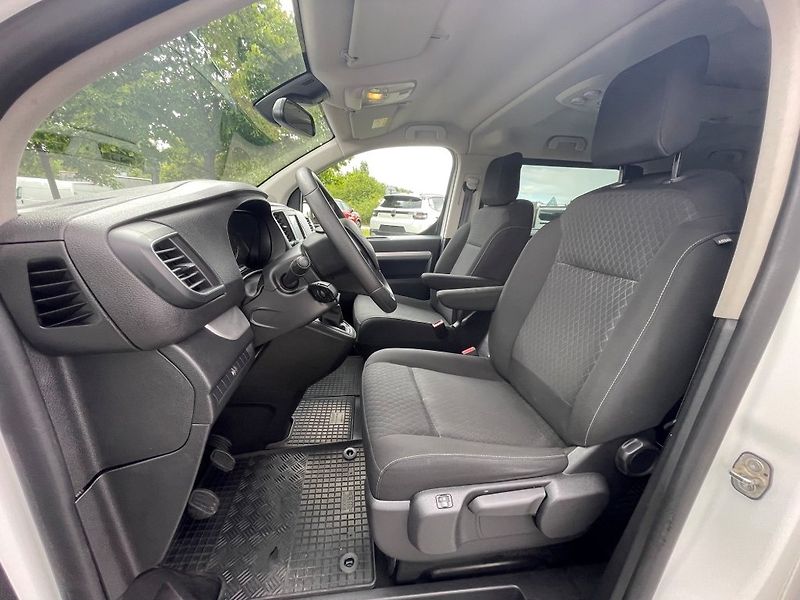 Opel Zafira Life 2,0 CDTi 106 kW, ČR, 1. m - fotka 11 z 42