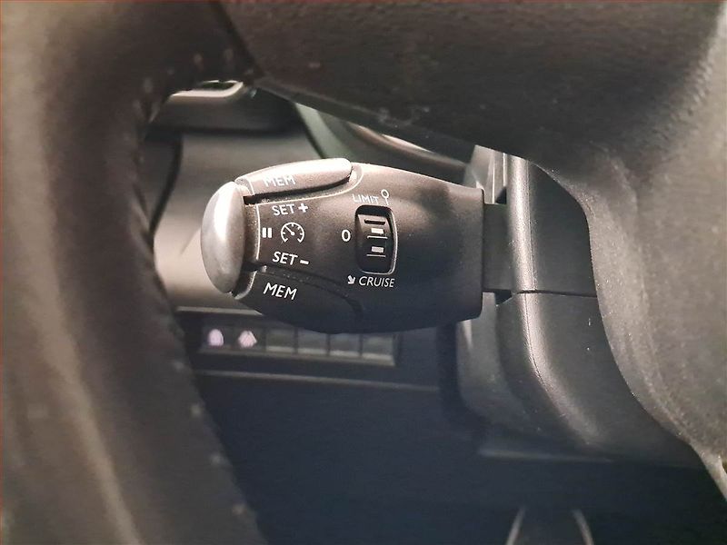 Citroën Berlingo (2020) Maxi Feel 1.5 BlueHDi, 5Míst - fotka 17 z 19