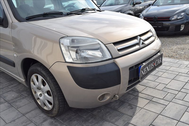 Citroën Berlingo 1,6 16V 80KW NOVÉ SVÍČKY - fotka 9 z 34