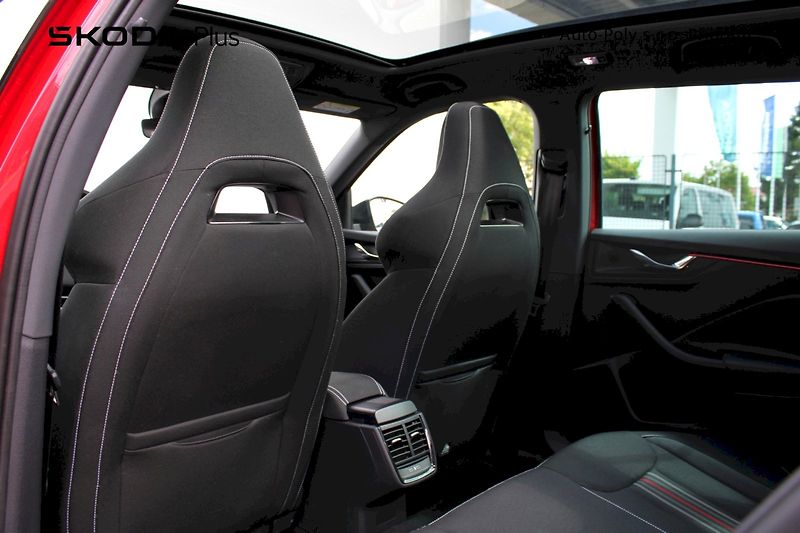 Škoda Kamiq (2025) Monte Carlo 1.5TSI / 110kW 7°D - fotka 20 z 25