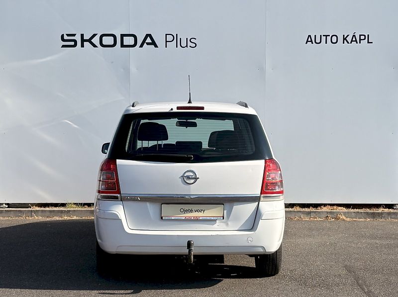 Opel Zafira (2014) 1.8 88 kW Classic - Tažné 7mís - fotka 4 z 23