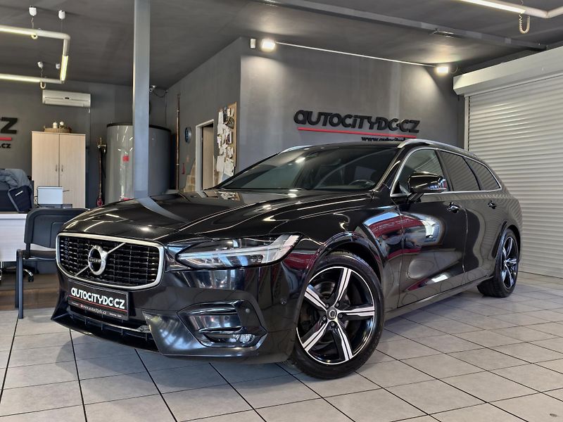 Volvo V90 2.0 D4 140kW A/T R-DESIGN, DPH - fotka 3 z 25