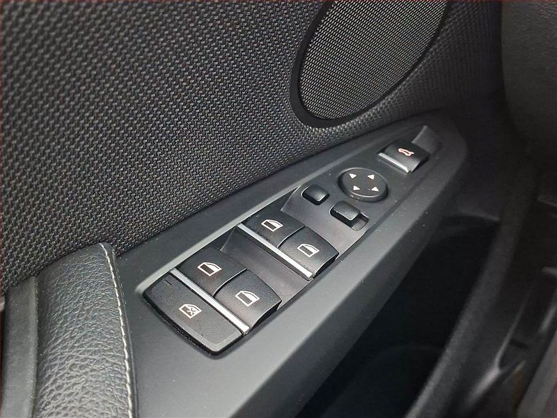 BMW X4 (2014) xDrive20d, 4X4, Automat, Kůže - fotka 24 z 25