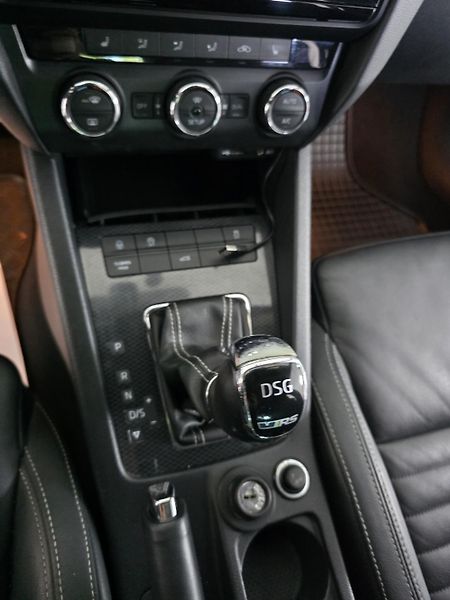 Škoda Octavia (2014) ŠKODA OCTAVIA VRS - fotka 35 z 42