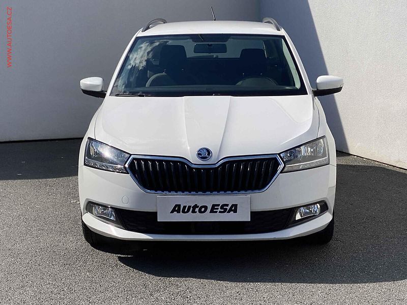 Škoda Fabia (2019) 1.0 TSi, 1.maj,ČR, Ambition - fotka 2 z 16