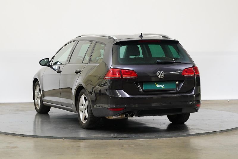 Volkswagen Golf - fotka 4 z 6