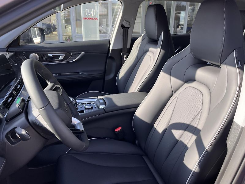 Chery Tiggo 7 (2026) 1,6 UNIQUE 4x4 VÝPRODEJ! - fotka 16 z 36