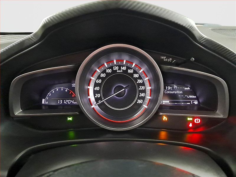 Mazda 3 (2016) 2.0 Skyactiv-G, Navi, Tempomat - fotka 11 z 19