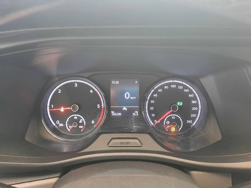 Volkswagen Caravelle (2020) 2.0 TDI (110kW/150k) DSG - fotka 15 z 24
