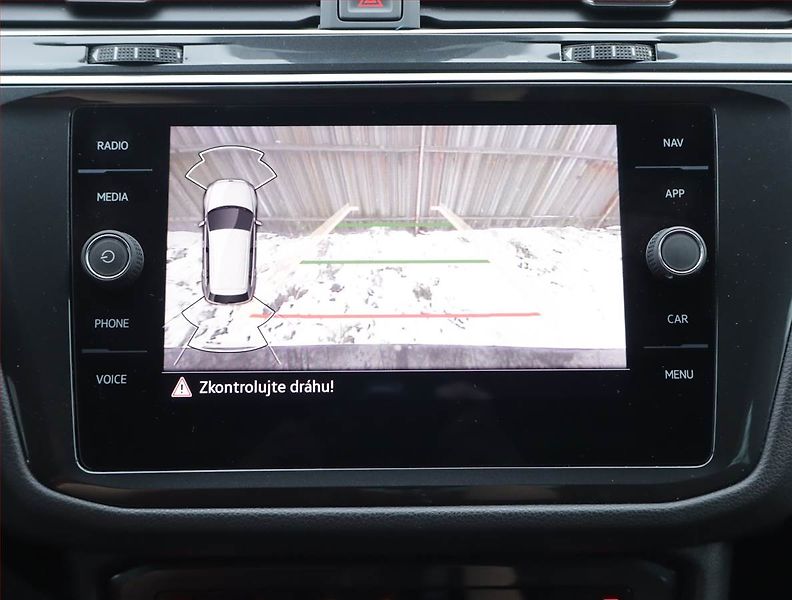 Volkswagen Tiguan (2021) Elegance 2.0 TDI - fotka 20 z 24