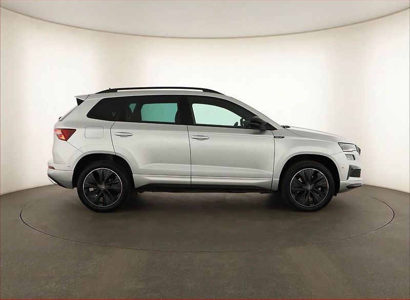 Škoda Karoq (2025) 2.0 TDI, SPORTLINE, AUTOMAT - fotka 6 z 19