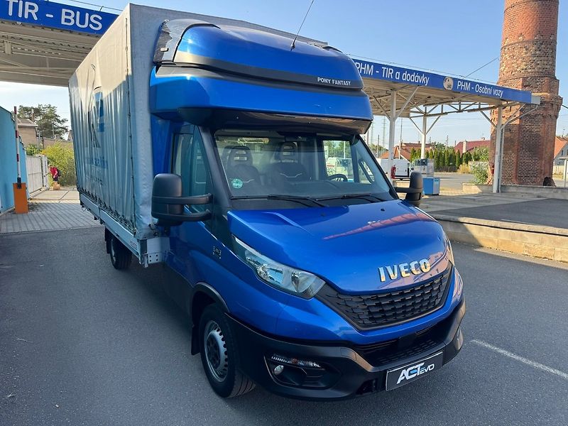 Iveco Daily (2021) 35S16 plachta 10 pal + spaní - fotka 3 z 38