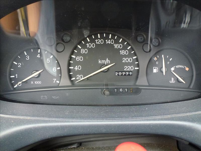 Ford Escort 1,6 16V El.střecha,klimatizace - fotka 27 z 41