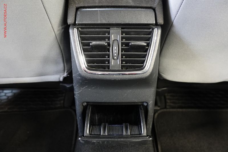 Škoda Octavia (2014) 1.6 TDi 4x4, 2.maj, AC, tempo - fotka 24 z 24