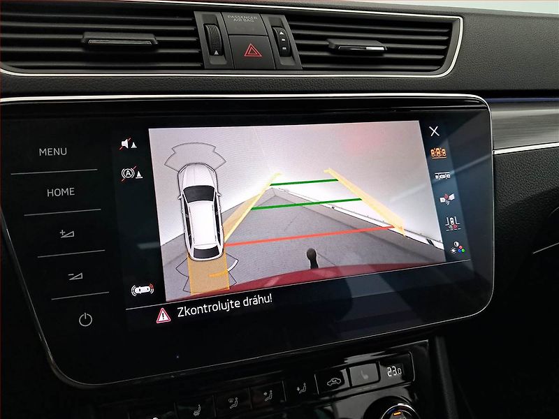 Škoda Superb (2022) Scout 2.0 TDI - fotka 20 z 23