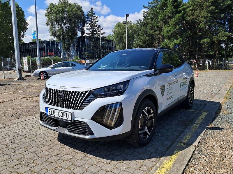 Peugeot 2008 GT Elektromotor 115 kW (Bateri - fotka 1 z 16