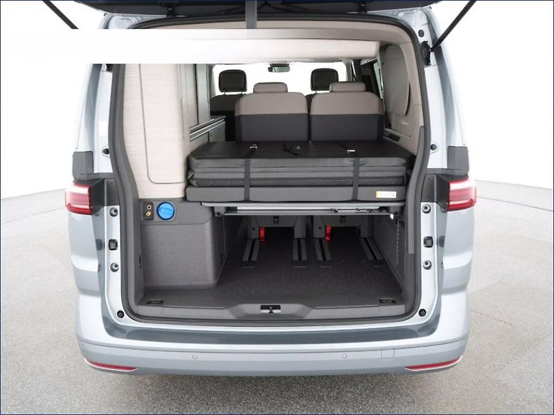 Volkswagen California eHybrid 4M Ocean DCC HuD El.dv - fotka 7 z 8