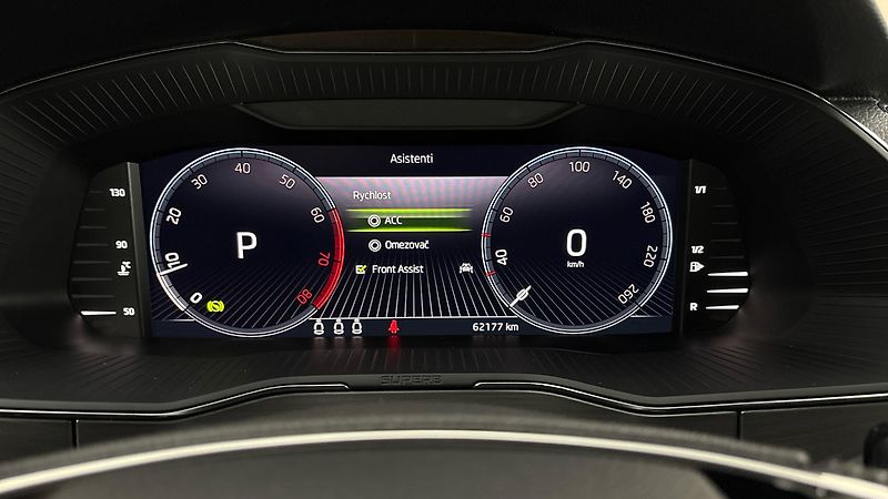 Škoda Superb 2.0 TSI DSG Style - fotka 10 z 31