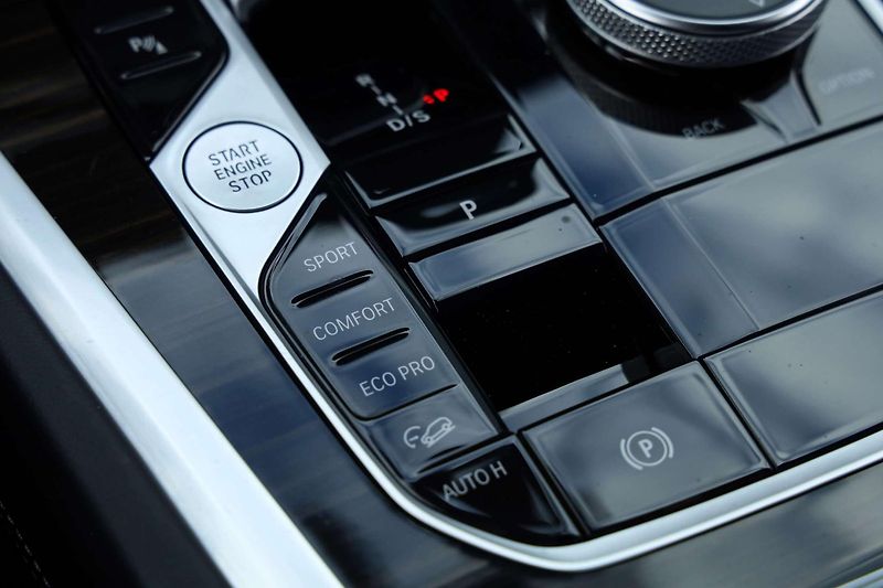 BMW X6 (2024) M SPORT 210kW TAŽNÝ DPH CZ - fotka 27 z 55