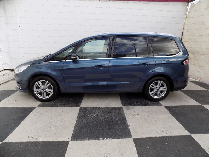 Ford Galaxy (2020) 2.0TDCi/Titanium/7.míst/AT/LED - fotka 2 z 50