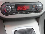 Ford C-MAX (2009) 1.8i, 1.maj, autoAC - náhled 16