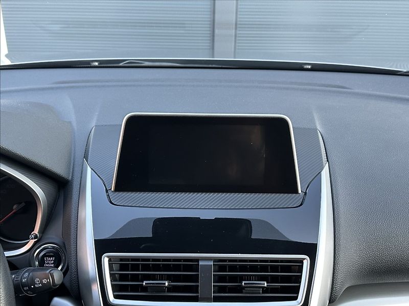 Mitsubishi Eclipse Cross 1,5 Turbo 163PS  Connect+ A/T - fotka 24 z 54