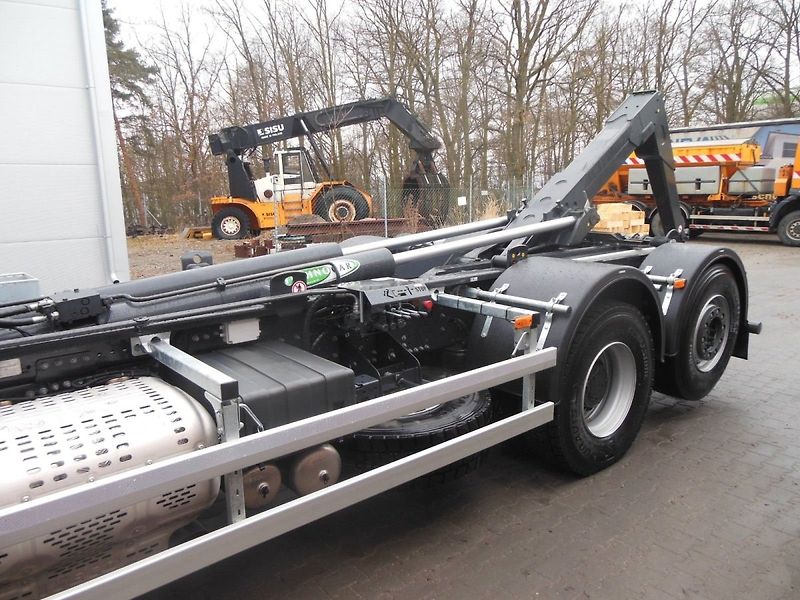 Iveco X-WAY 280X46,TNH 20,SKLADEM - fotka 18 z 30