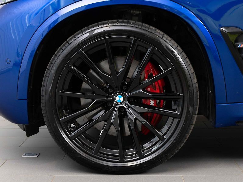 BMW X5 M60i - fotka 5 z 22