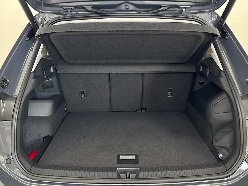 Volkswagen Tiguan People DSG - fotka 10 z 31