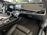 BMW Řada 7 M760 Li xDrive*Nový Motor*DPH - náhled 11