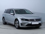 Volkswagen Passat (2017) Highline 1.4 GTE, Automat - náhled 1