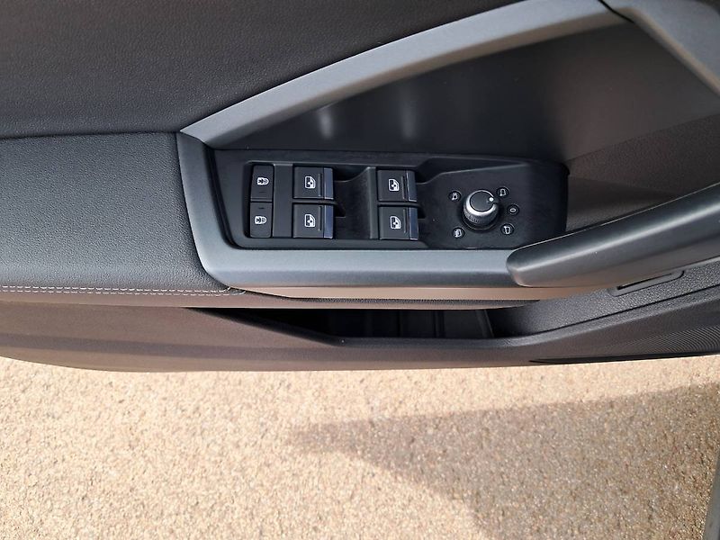 Audi Q3 (2021) ADVANCED 40 2.0 TDI / 147 kW q - fotka 18 z 30