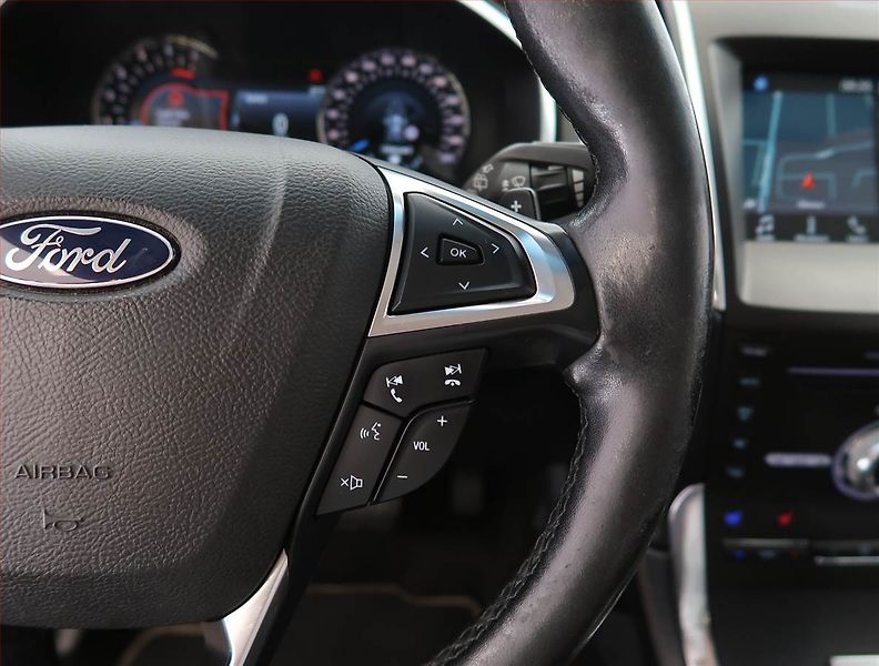 Ford Edge (2017) Vignale 2.0 Bi-TDCI, 4X4 - fotka 22 z 28