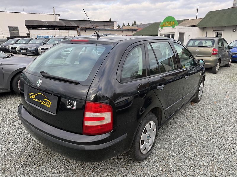 Škoda Fabia 1.2 HTP KOMBI - fotka 6 z 13
