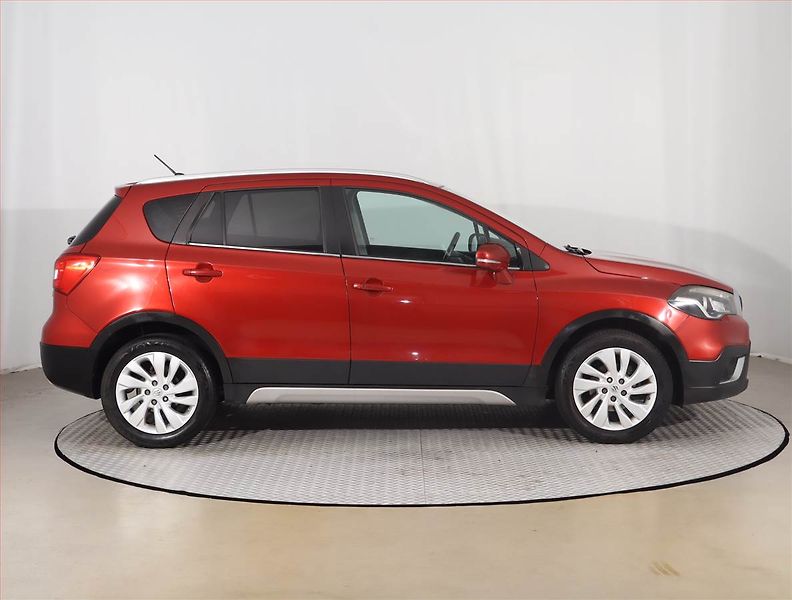 Suzuki SX4 S-Cross (2016) 1.0 BoosterJet, Serv.kniha - fotka 6 z 16
