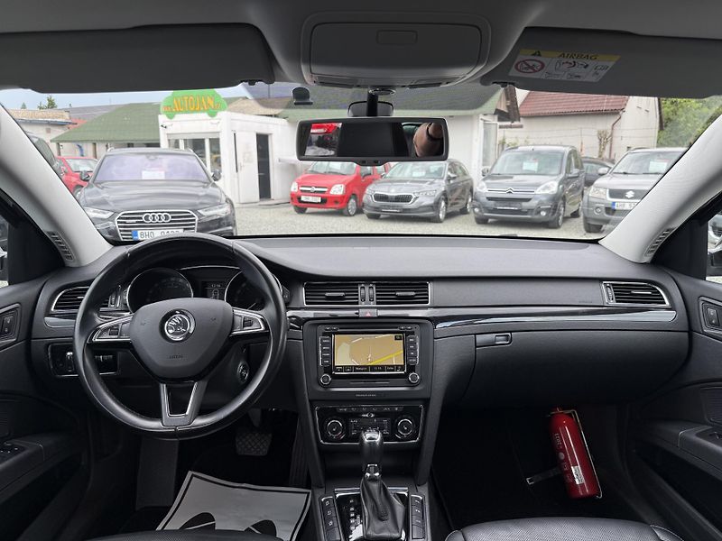 Škoda Superb 1.6 TDI DSG ELEGANCE  - fotka 7 z 13
