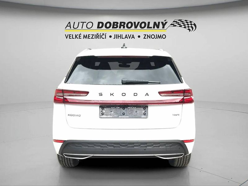 Škoda Kodiaq Sportline 2,0 TDI 142kW 4x4 DS - fotka 8 z 16