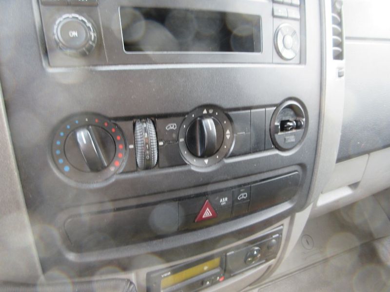 Mercedes-Benz Sprinter chladící 513 CDi - fotka 13 z 20