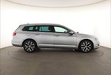 Volkswagen Passat (2019) 2.0 TDI, Automat, Kůže - náhled 6
