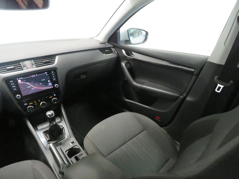 Škoda Octavia - fotka 19 z 26
