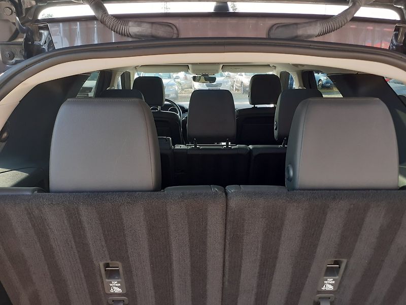 Land Rover Discovery (2019) 3.0 TD 6V 4x4 7MÍST . - fotka 26 z 33