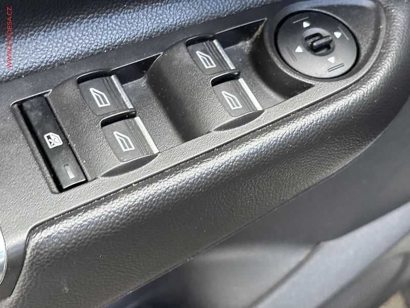 Ford Kuga (2019) 1.5EB, Bixen, navi, park - fotka 11 z 17