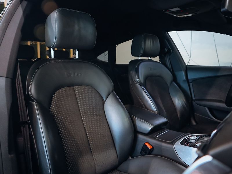 Audi A7 3.0TDI 200kW S-line ACC Vzduch - fotka 26 z 29