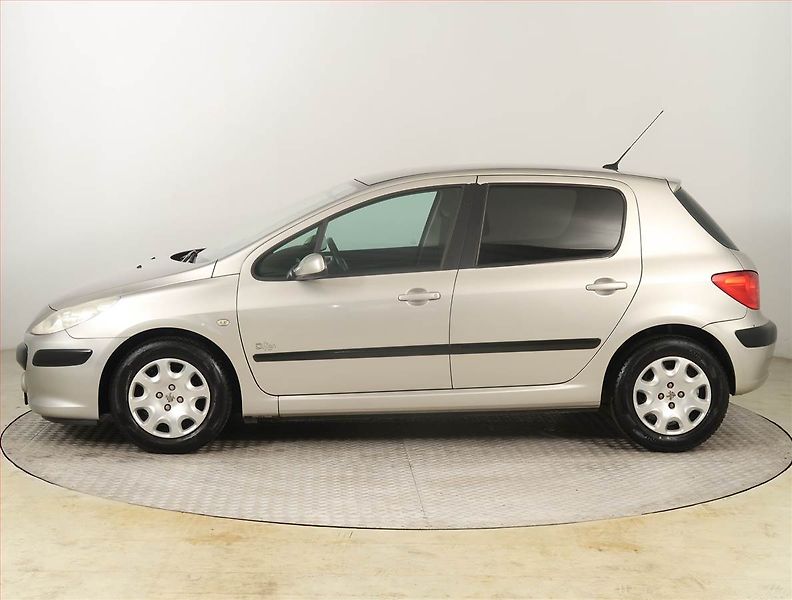 Peugeot 307 (2007) 1.6 16V, nová STK, slušný stav - fotka 3 z 16