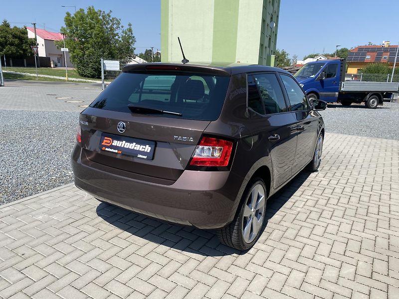 Škoda Fabia 1.2 TSI 81kW -STYLE -LED -DSG - fotka 5 z 46